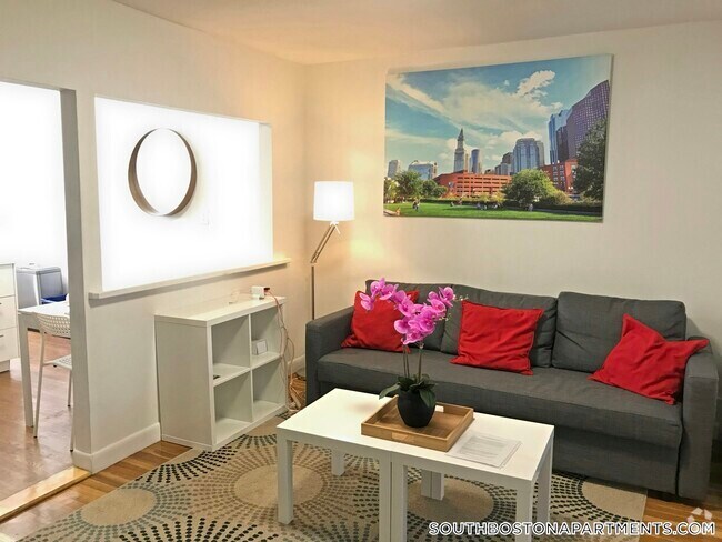 Building Photo - 287 Dorchester St Unit 2 Rental
