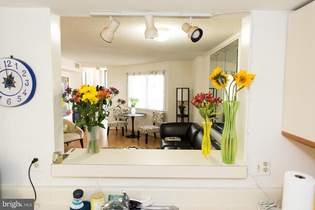 Photo - 1951 Sagewood Ln Unit 305