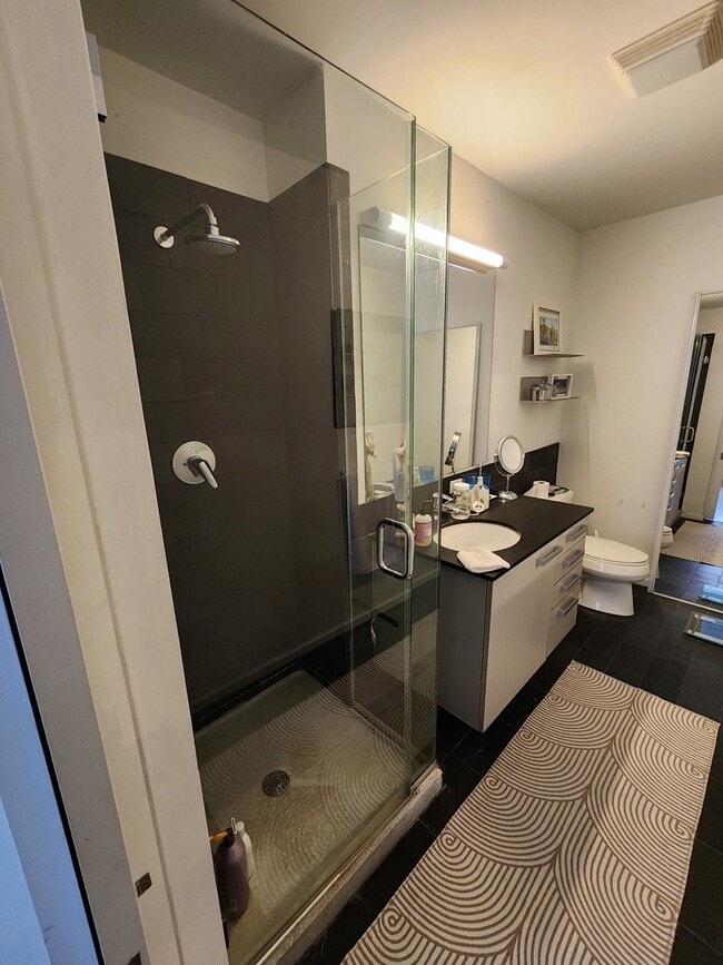 Photo - 550 N St Clair St Unit 1103