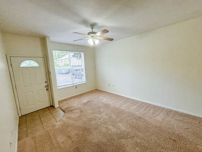 Photo - Victoria Station #156 - Pet Friendly!