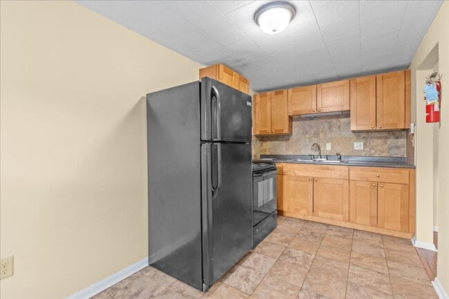 Photo - 365 St Paul St Unit APT 6