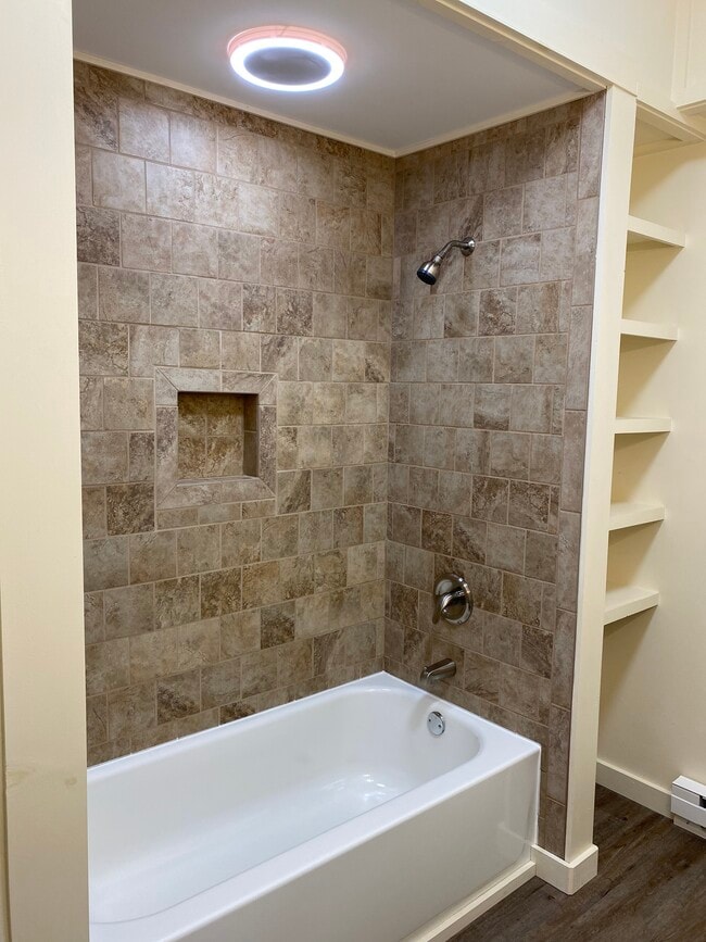 Beautiful shower - 87 Park St Unit # 203