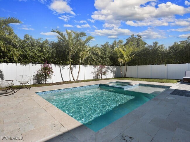 Photo - 1279 10th Ave N Casa