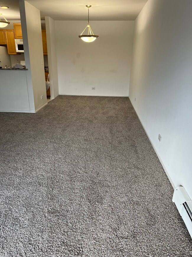 Building Photo - 1931 Prairie Sq Unit 219