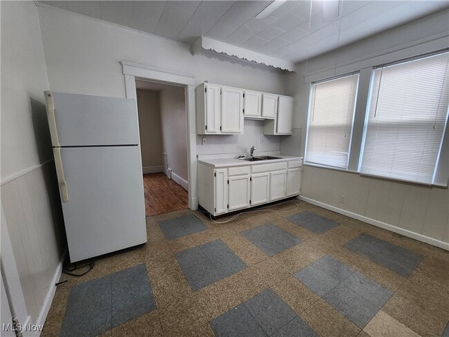 Photo - 1949 Coltman Rd Unit 4