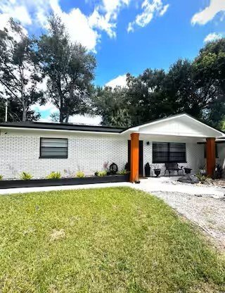 Photo - 1204 E Lambright St