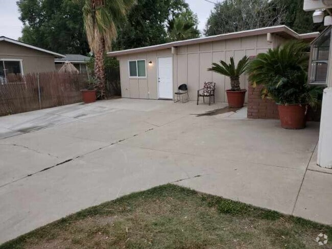 Building Photo - 9333 Lomita Dr Unit 1 Bedroom House