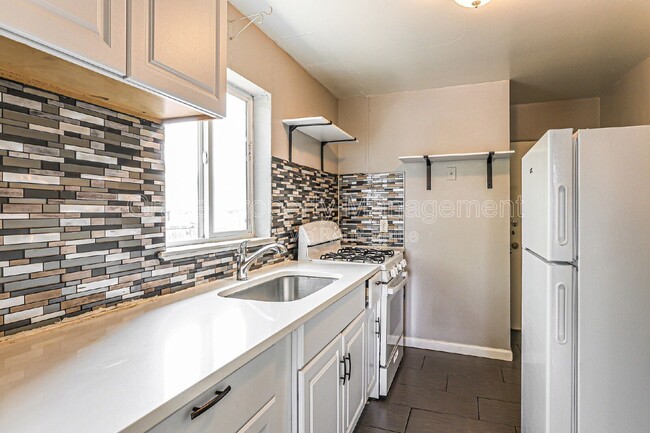 Photo - 1950 Oswego St