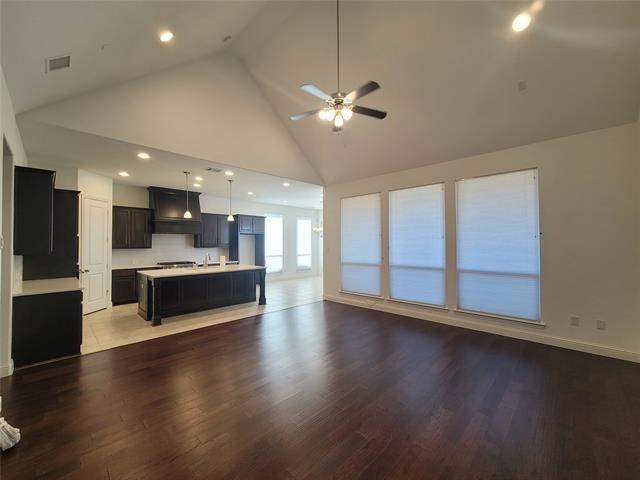 Photo - 8553 Gerbera Daisy Rd