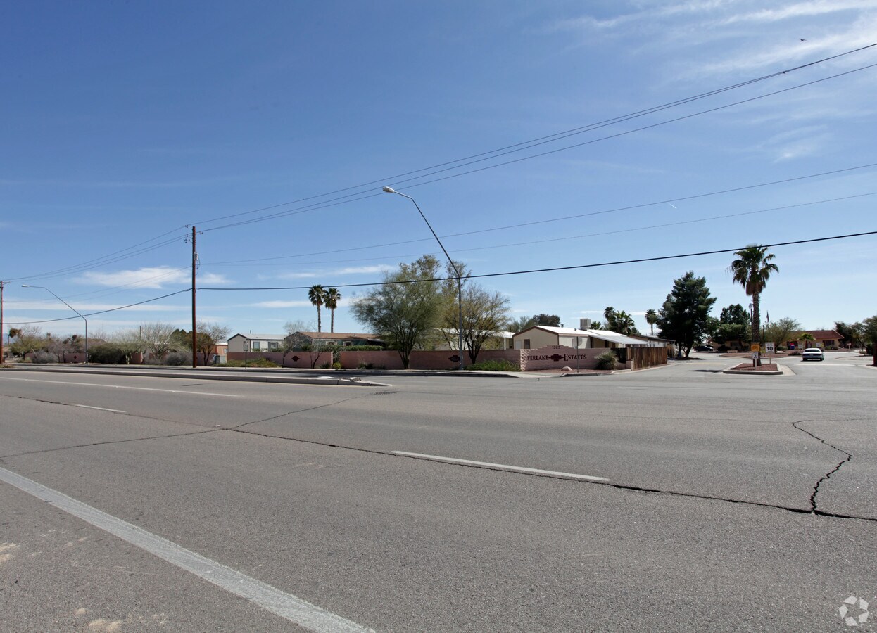 Photo - Silverlake Estates