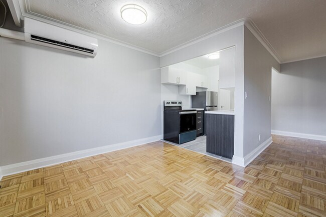 Photo - The Imperial