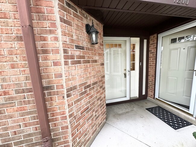 Photo - 1202 Clearview Ct