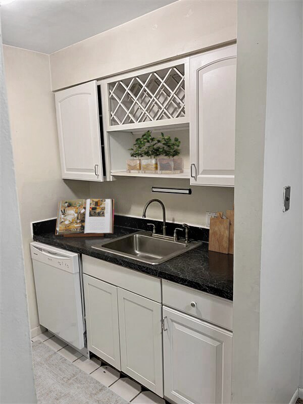 Photo - 723 W Madison St