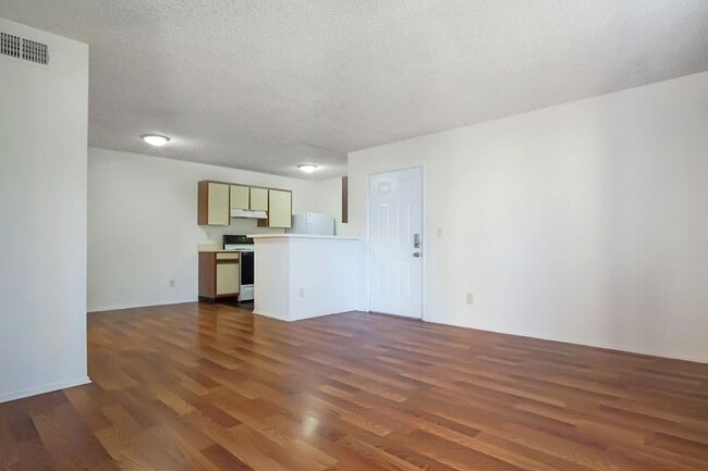 Photo - Condo in Kissimmee now available!