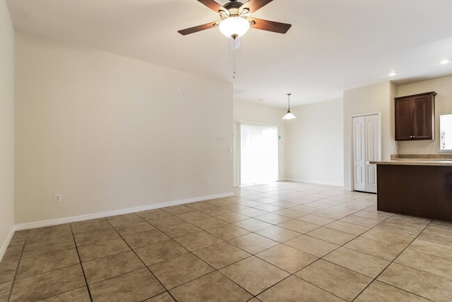 Photo - 113 Marathon Ln