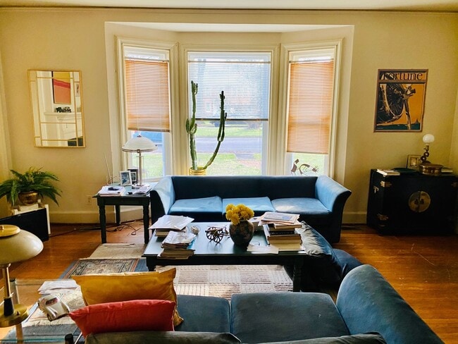 Photo - 4506 Monument Ave Unidad Lower Flat