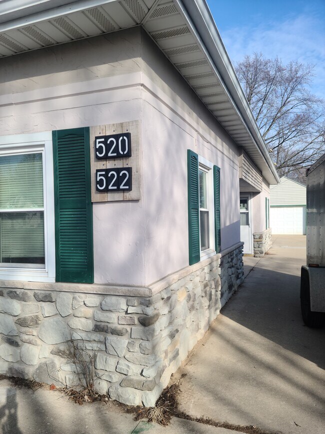522 Proulx St Unit 1 Bdrm 1 Bath Duplex
