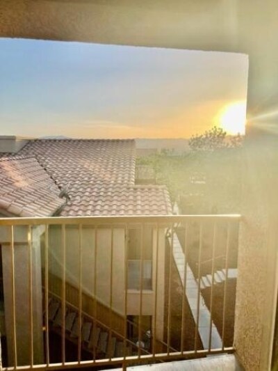 Photo - 2110 Los Feliz St Unidad 2084