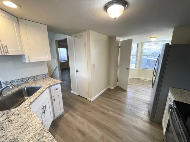 Photo - 7901 Jared Way