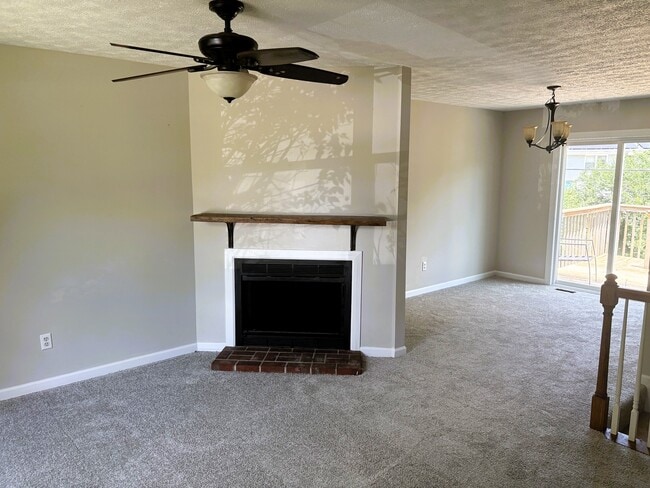 Photo - 3200 Caddo Lake Ct