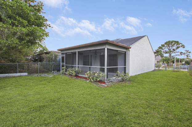 Photo - 113 Pinewood Ct