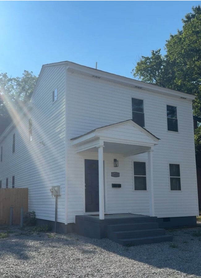 Photo - 1413 Elm Ave