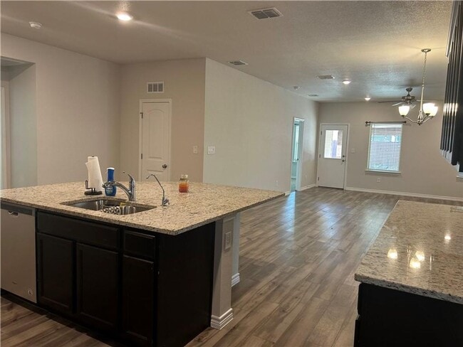 Photo - 7825 Salais Dr