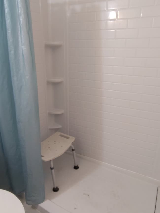 Photo - 1 Park Cir SE