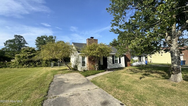 Photo - 105 Garden Pl Townhome