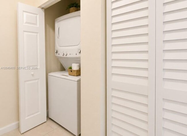 Photo - 17024 SW 95th Terrace Unit 0