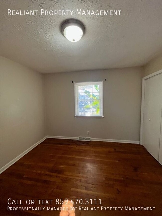 Photo - 125 Hillcrest-