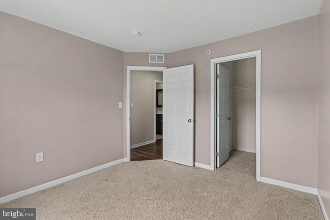 Building Photo - 1461 Keegan Ln