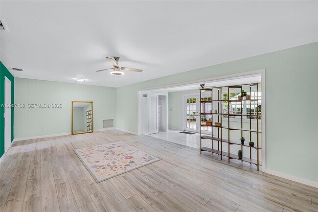 Photo - 1320 NE 27th Ave Unit 1