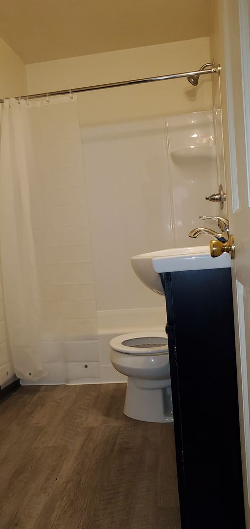 Photo - 1221 Berner St Unidad lower front