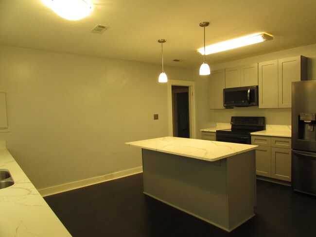 Photo - 1811 Pennsylvania Ave