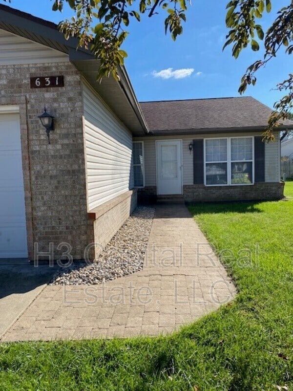 Photo - 631 Donna Dr