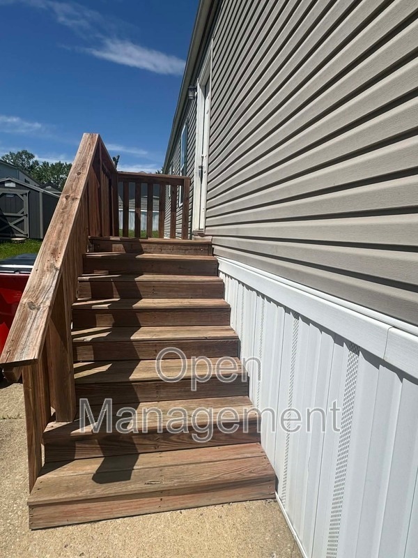 Photo - 8701 NE 107th Pl