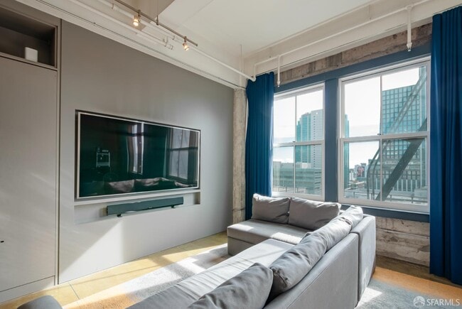 Photo - 2 Mint Plaza