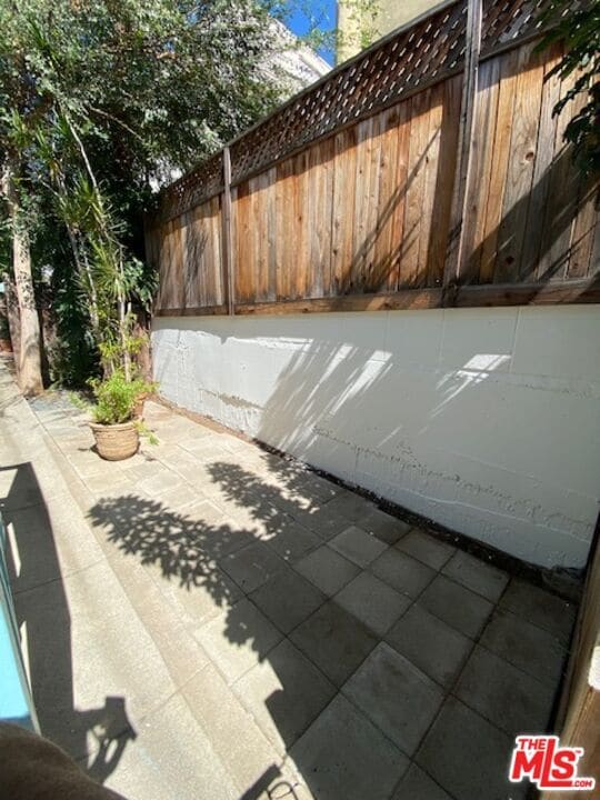 Photo - 1044 N Sweetzer Ave Unit 1/2