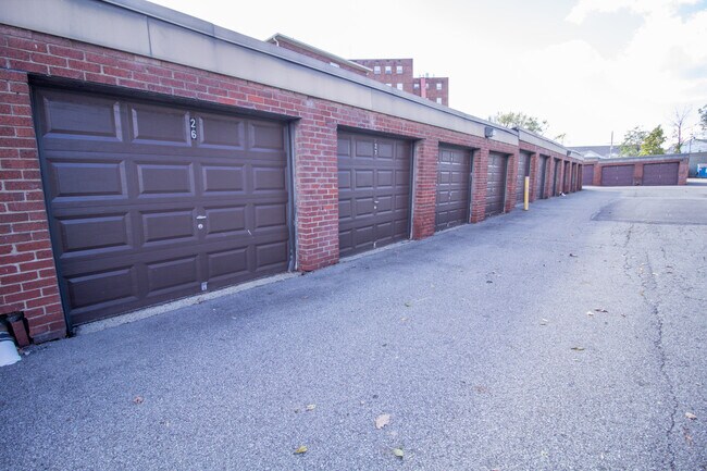 Photo - 60 Cloverleaf Towers Unidad 60-23