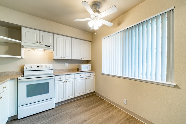 Photo - Shaw Terrace Apartments