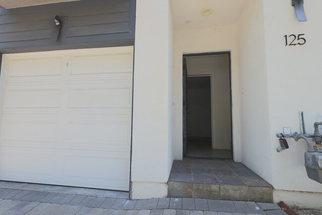Photo - 125 N Mountain View Ave Unit Three Bedroom