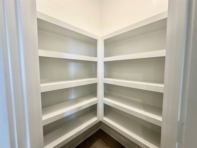 Photo - 12324 Ridge Top Dr