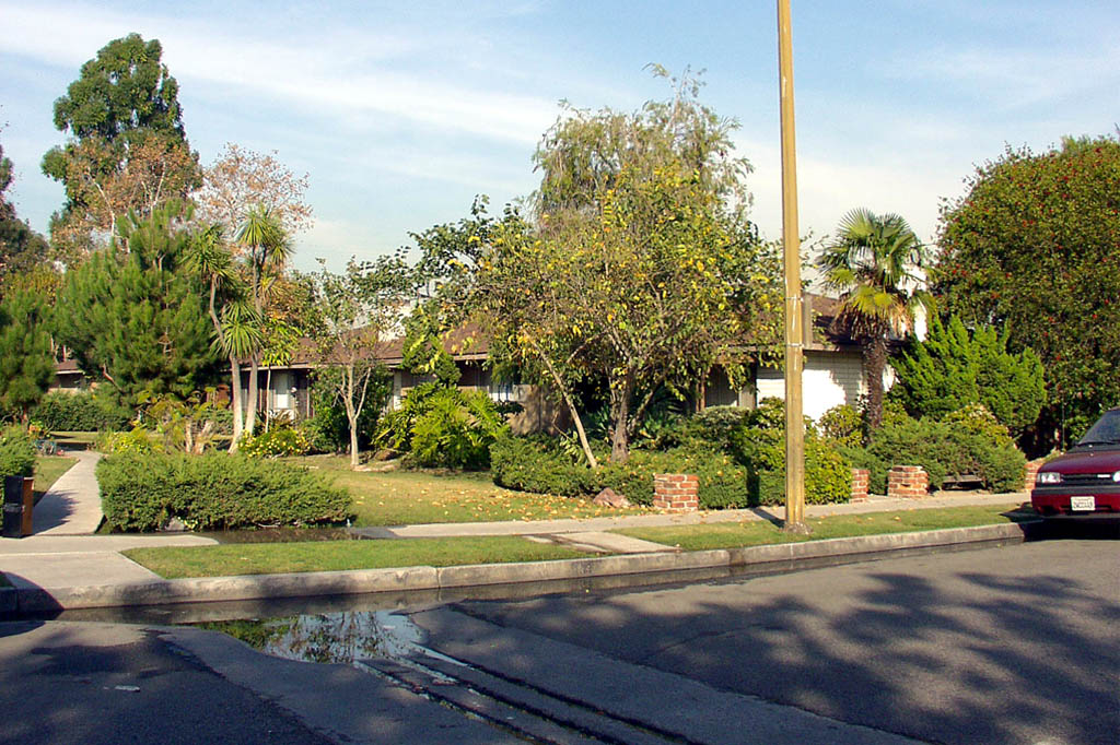 Photo - 9831 Central Ave