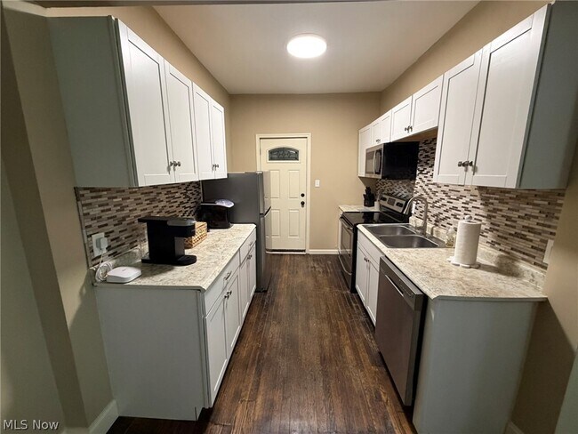 Photo - 3186 Euclid Heights Blvd Unit 1