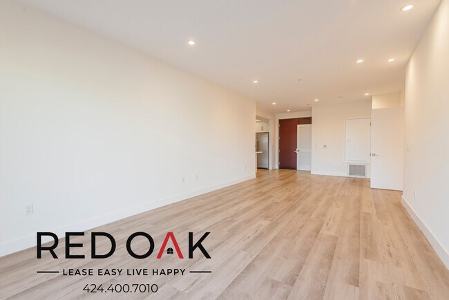 Photo - 1237 S Holt Ave Unit 306