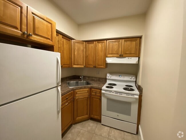 Building Photo - 61 Park Dr Rental