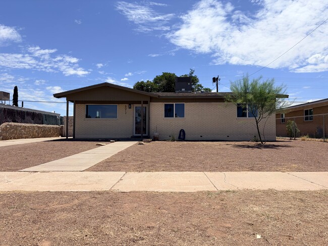 Photo - 5012 Joe Herrera Dr