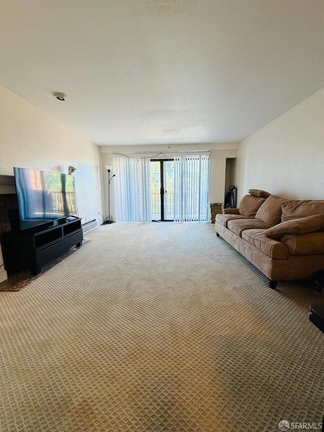 Photo - 930 Mission Rd