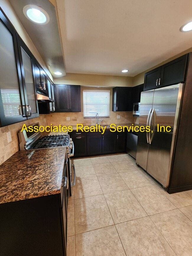 Photo - Must See!!! 3/2 in Pine Breeze (NW Gainesville)